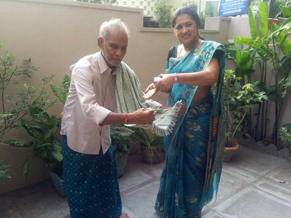 பேஸ்புக்கில் பக்கம்
