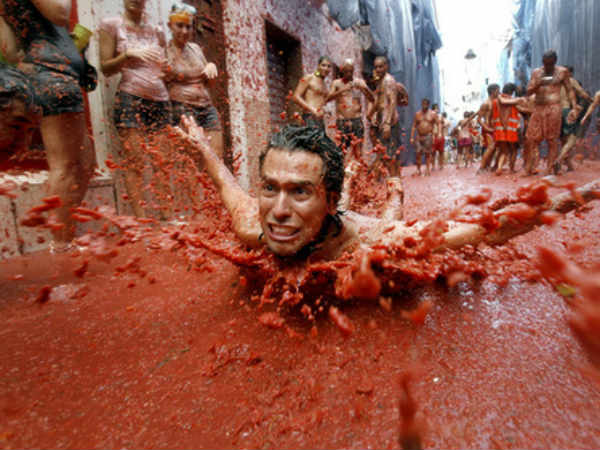 125 டன் தக்காளிகள்: 125 டன் தக்காளிகள்: