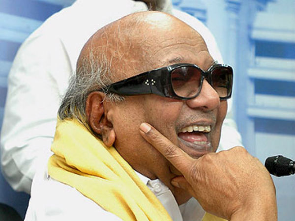 மொழியில் கைவைத்து