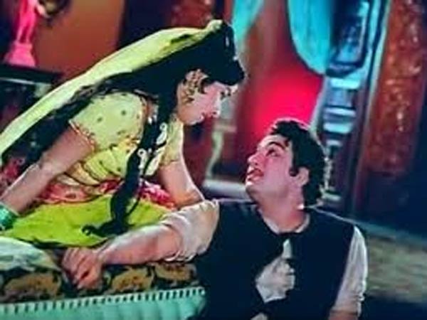 வெள்ளிவிழா கொண்டாட்டம்