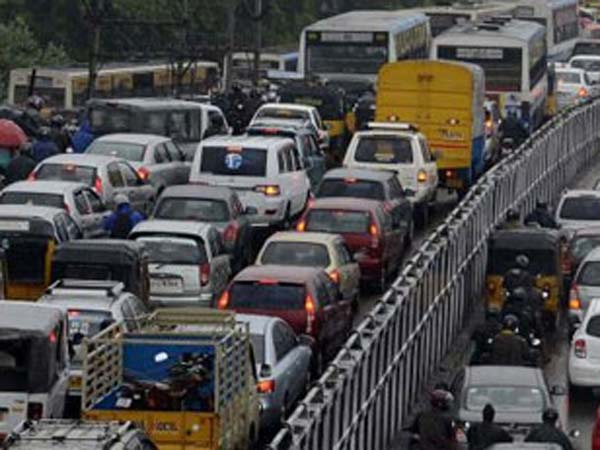 சுற்றலில் விடுகிறார்களே..