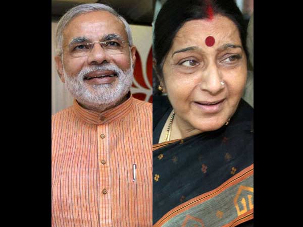 வேடிக்கை பார்க்கும் மோடியும், சுஷ்மாவும்