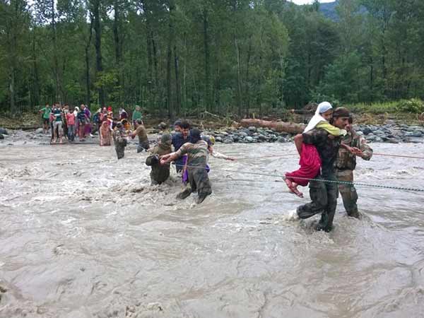 சிந்து நதியிலும் வெள்ளம்