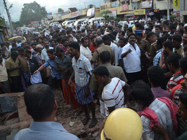 ஆர்டிஓ நேரில் வந்து பேச்சு