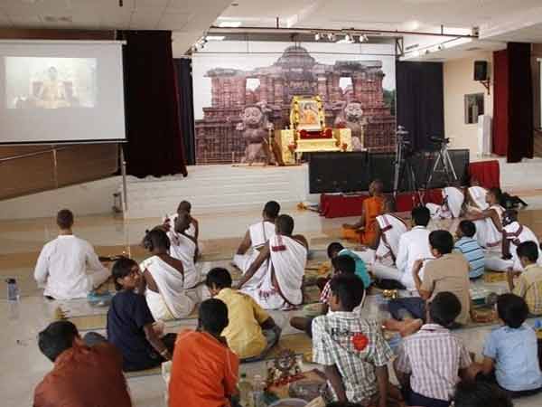 நித்தியானந்தாவுக்கு சிரமங்கள்