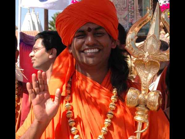 மீண்டும் கோர்ட்டுக்குப் போவோம்