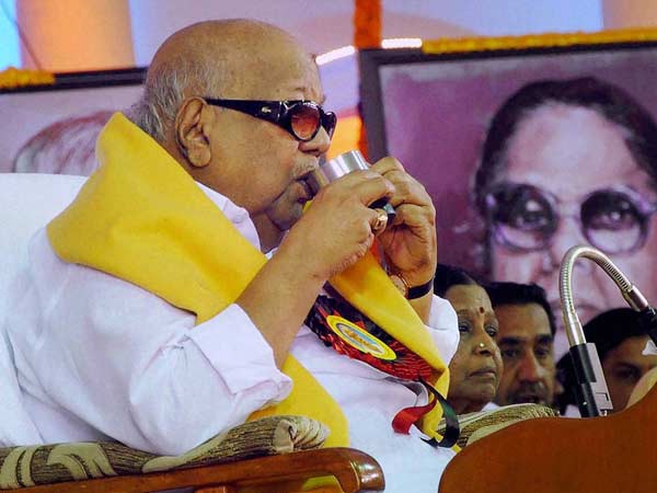 யோசனையில் திமுக