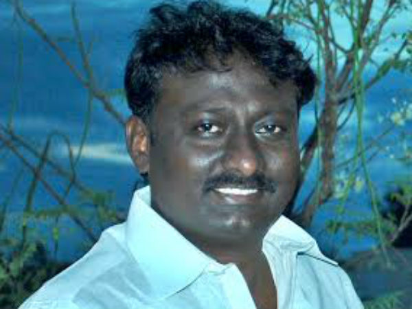 மக்களைப் பாடாய்ப்படுத்துகின்றனர்