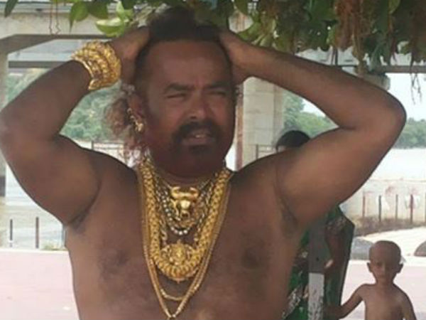 வித் சர்ட்.. வித்தவுட் சர்ட்!