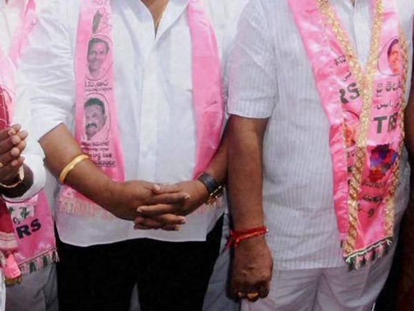 மேடக்கை தக்க வைத்த டி.ஆர்.எஸ்.