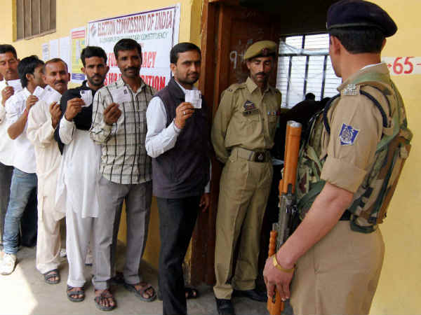 708 வாக்குகள்