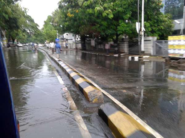 விமானங்கள் தவிப்பு: