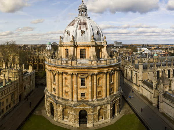 ஆக்ஸ்போர்டு பல்கலைக்கழகம்