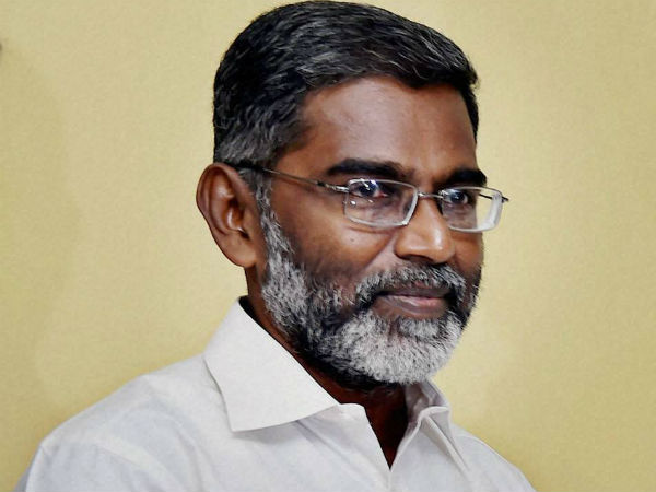 டெல்லியில் உதயகுமார்