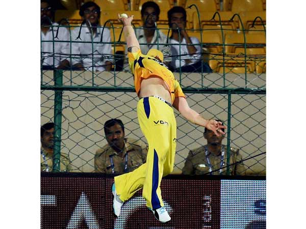 அக்ரோபாட்டிக்ஸ் மெக்கல்லம்