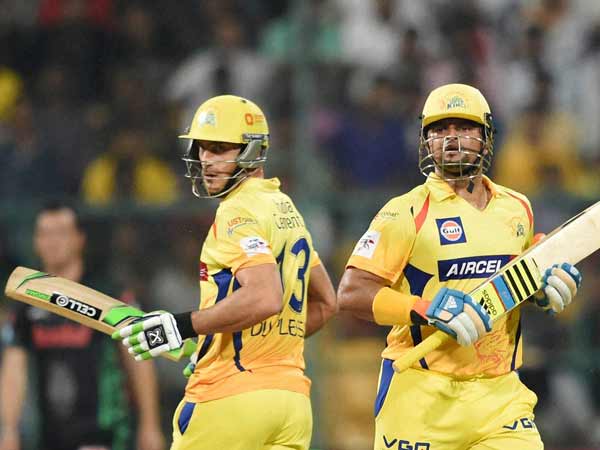 சின்னச்சாமி ஸ்டேடியத்தில்