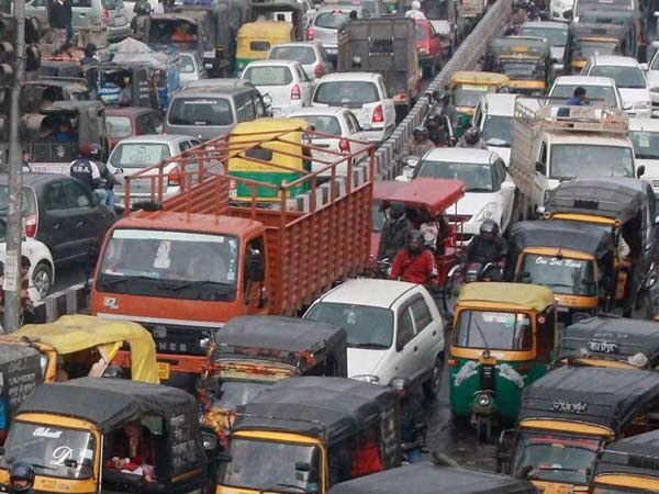 வாகனங்களுக்கு தடை