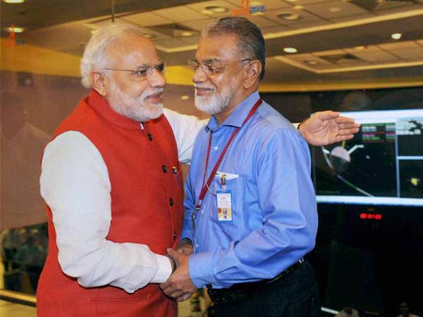 Modi greets ISRO and Indians