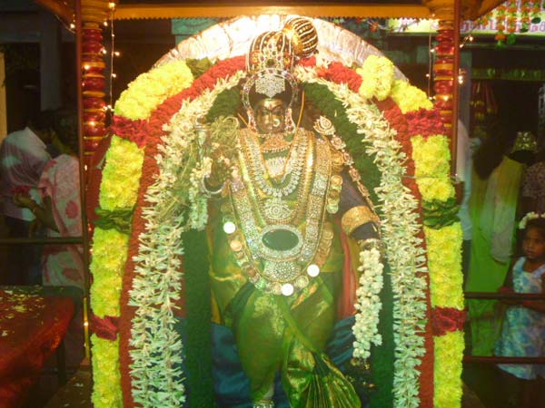 அம்பாளின் அவதாரம்: