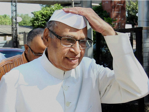 இந்தியாவிலேயே முதல் தலைவர் காங்கிரஸின் ரஷீத் மசூத்