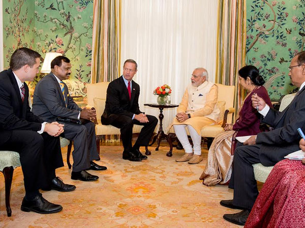 Modi says Vanakkam to Dr Rajan