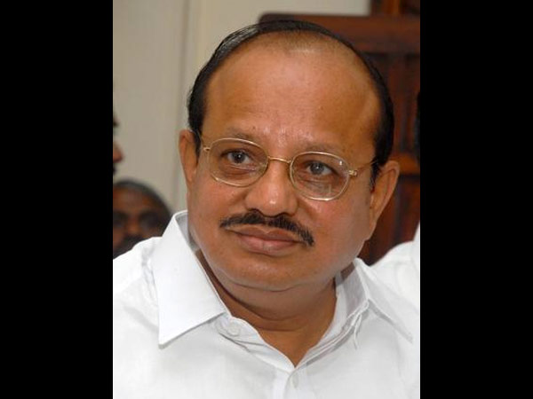 கர்நாடகாவுக்கு அதிகாரம் இல்லை கர்நாடகாவுக்கு அதிகாரம் இல்லை