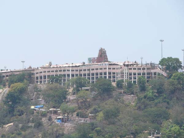 பழனியிலும் பரிகாரம்