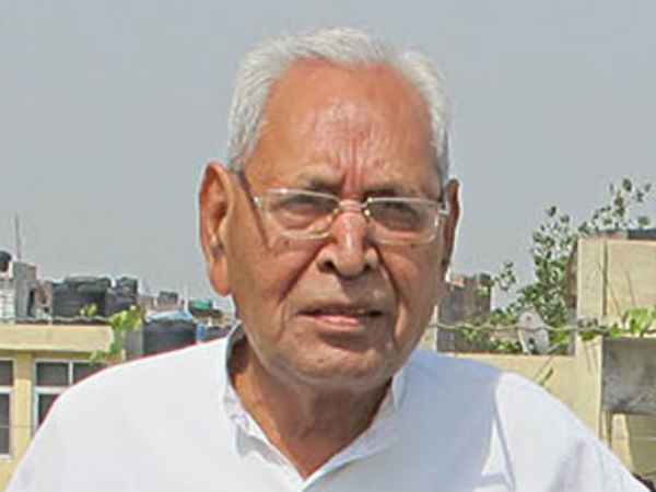 குஜராத் அரசு ஆதரவு