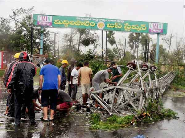 தொலைத்தொடர்பு பாதிப்பு...