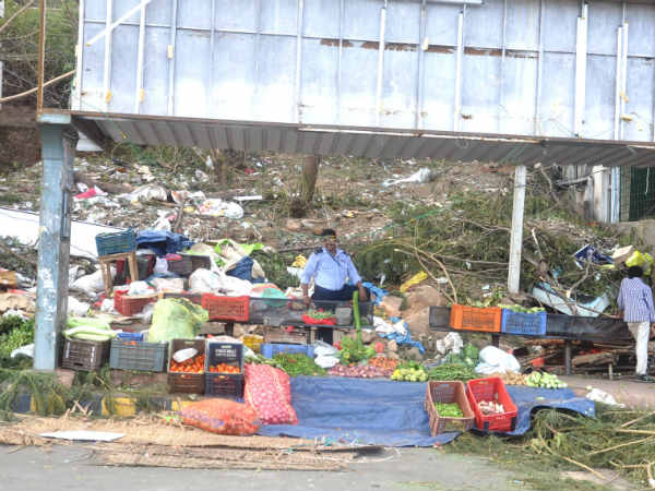 அத்தியாவசியப் பொருட்கள்