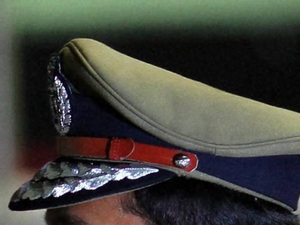 எஸ்.ஐ.யும் மருத்துவமனையில்