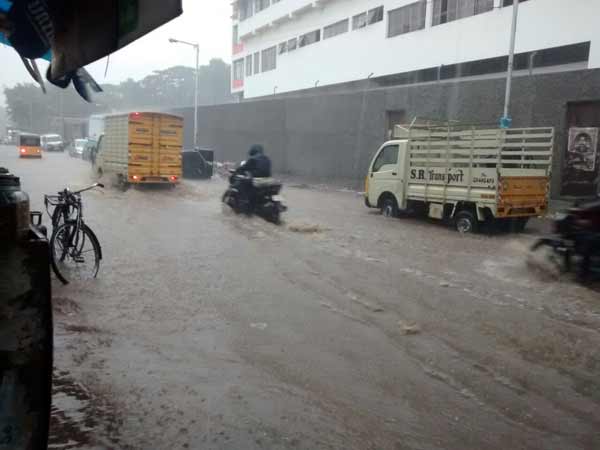 விடிய விடிய கனமழை