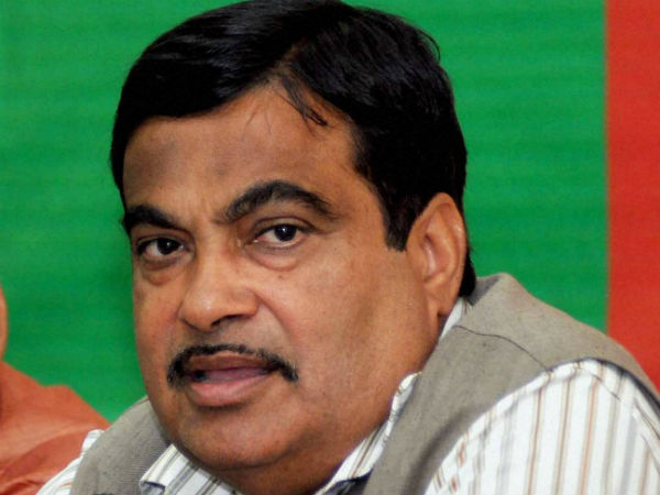 Happy in Delhi, don't want to be Maharashtra CM: Nitin Gadkari Happy in Delhi, don't want to be Maharashtra CM: Nitin Gadkari