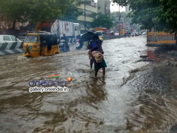 மேற்கு நோக்கி நகர்கிறது
