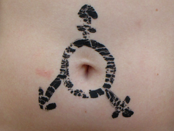 அரவாணியாக மாறியவர்...