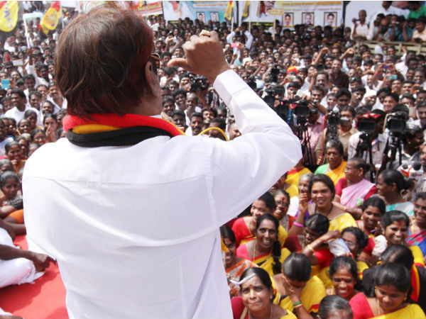 ஊழல்களின் முதல்வர்