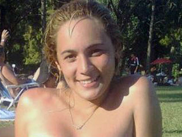 அடிக்கலையே