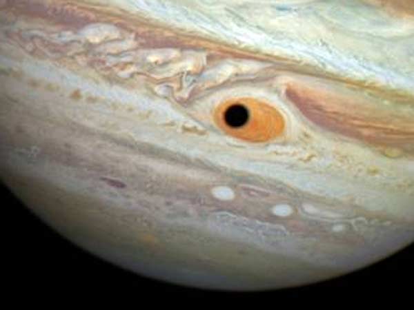 காணக்கிடைக்காத “கண்”: காணக்கிடைக்காத “கண்”: