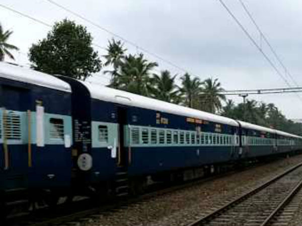 பயணிகள் கூட்டம்...