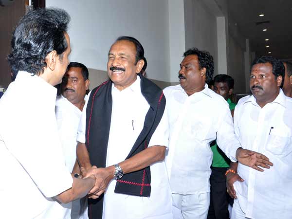 தேடிப் போய்ப் பார்த்த ஸ்டாலின்