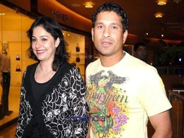 காதல் நிருபர்