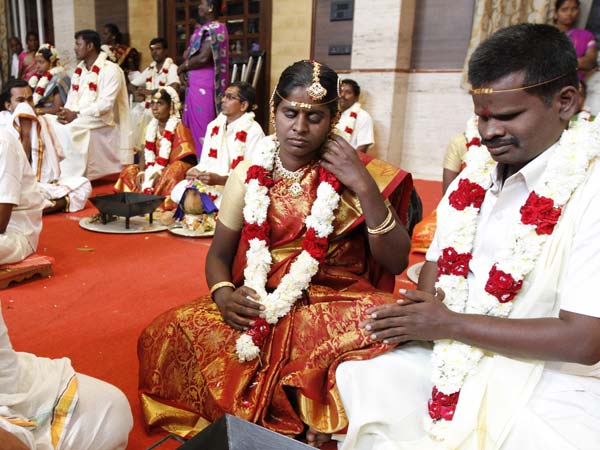 மாங்கல்யம் தந்துனானே: