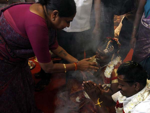 மாமாவுக்கு நானே என்றும் துணை: