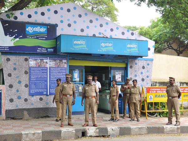 SDPI party protest against milk rate increases…