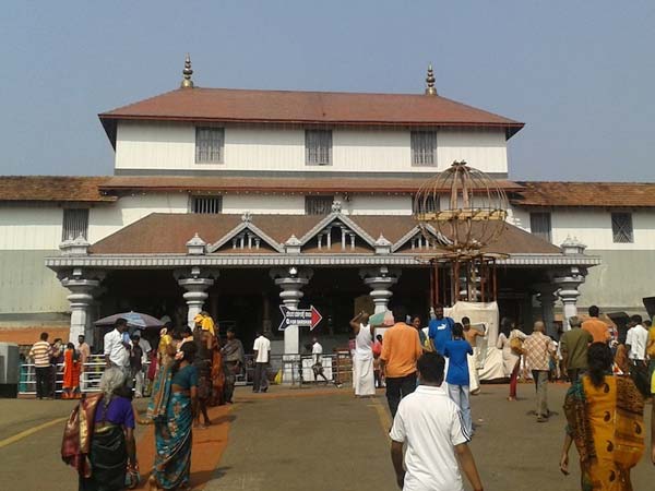 சக்தி வாய்ந்த தெய்வம்