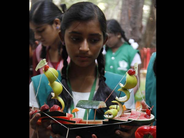 காய்கறிக் கப்பல்...