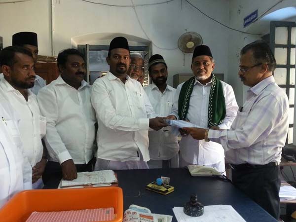 IUML protests in Kumbakonam condemning milk price rise