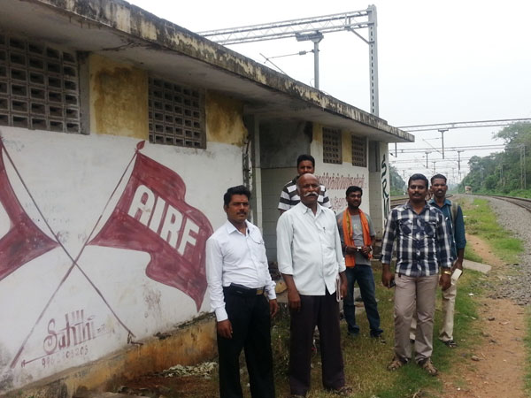 3 ரயில் நிலையங்களில் மட்டும்...