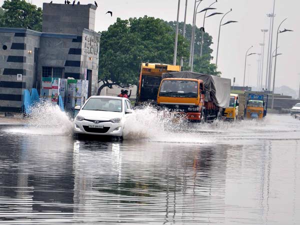 மழை நீடிக்கும்...