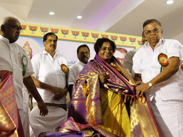 தலைவருக்கு ஒப்புதல்